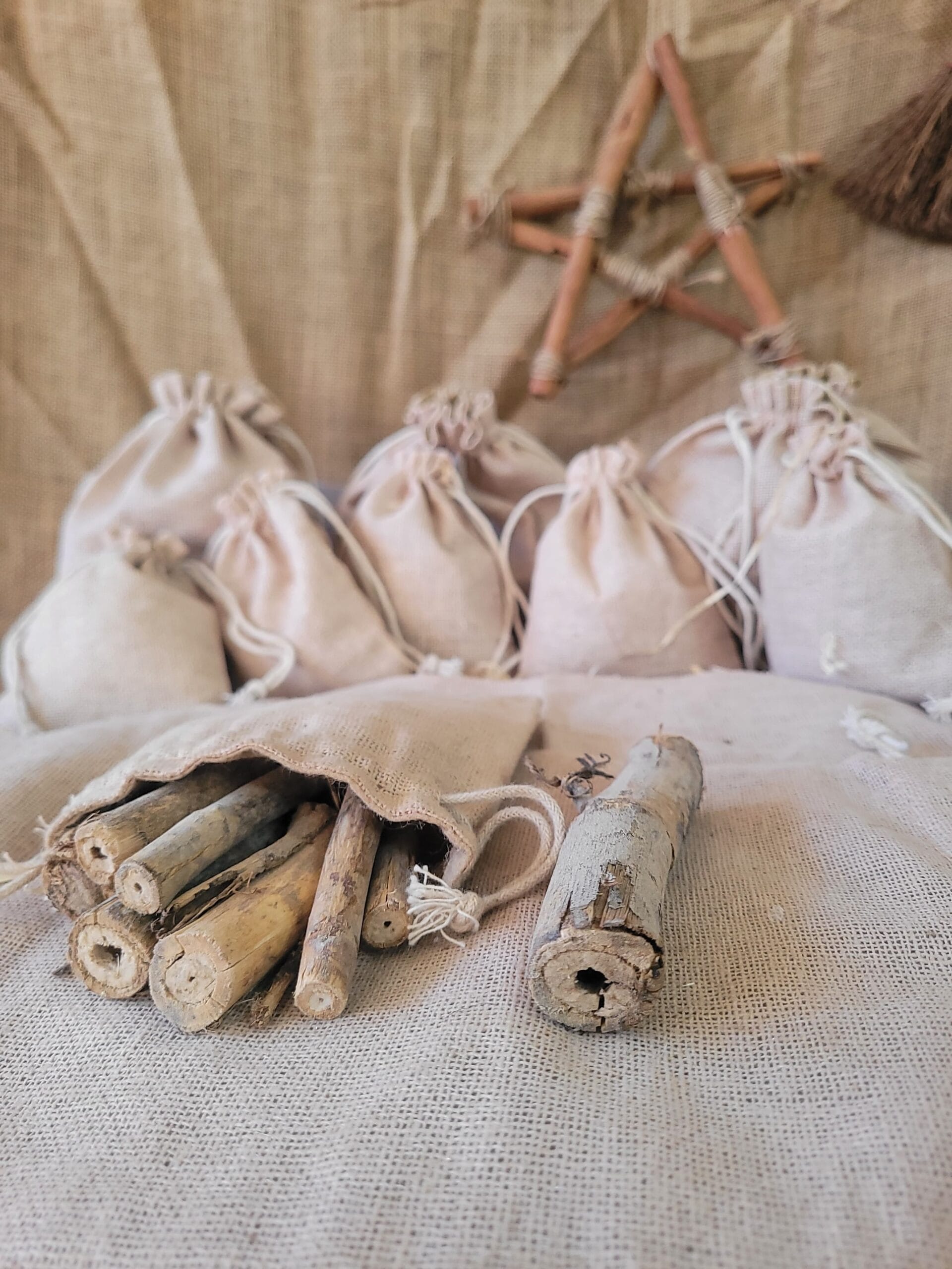 wood-aloe-natural-herb